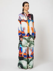 Why sitting on the opposite side? Kurta Set